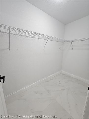 211 Islamorada Street NE, Lake Placid, FL 33852