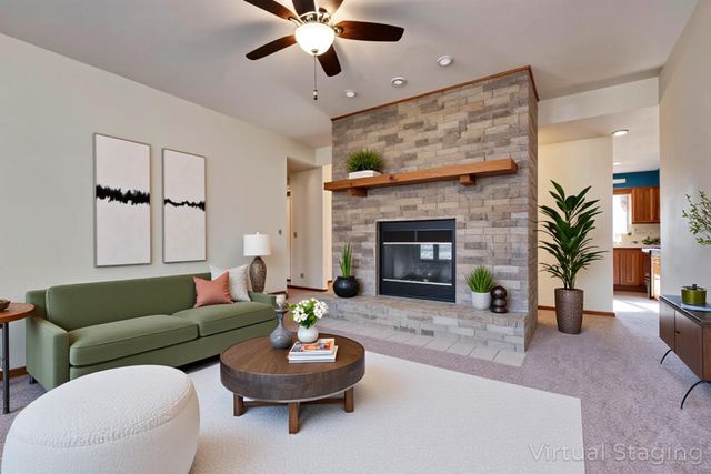 592 E Hillwallen Place, Nixa, MO 65714