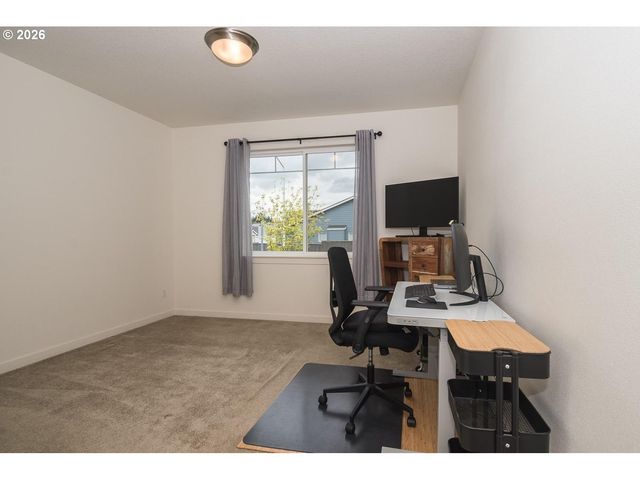 148 Nw LIBERTY Ln, Estacada, OR 97023