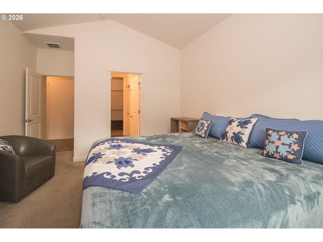 148 Nw LIBERTY Ln, Estacada, OR 97023