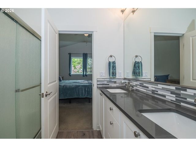 148 Nw LIBERTY Ln, Estacada, OR 97023