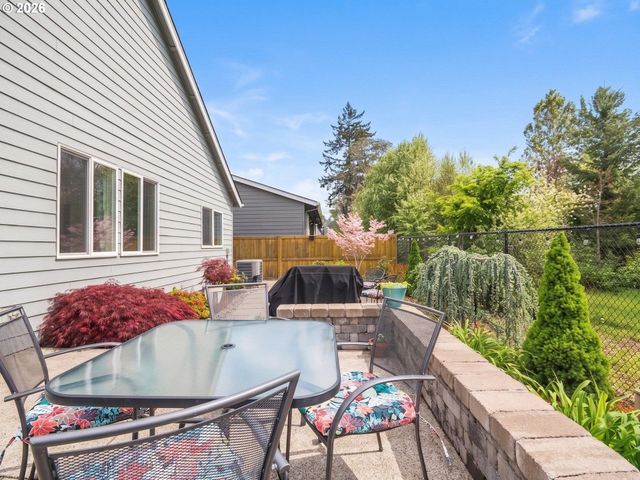 148 Nw LIBERTY Ln, Estacada, OR 97023
