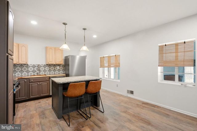 112 N 8TH ST, Vineland, NJ 08360