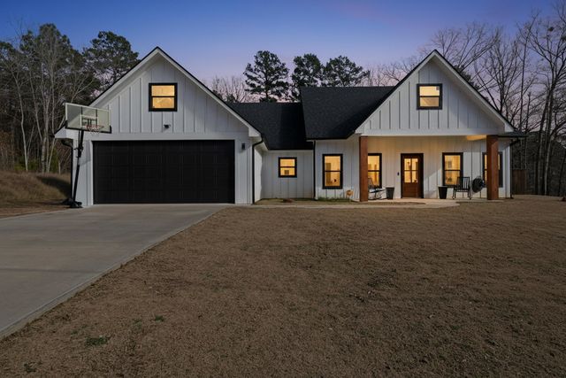 295 Lori Lane, Kilgore, TX 75662