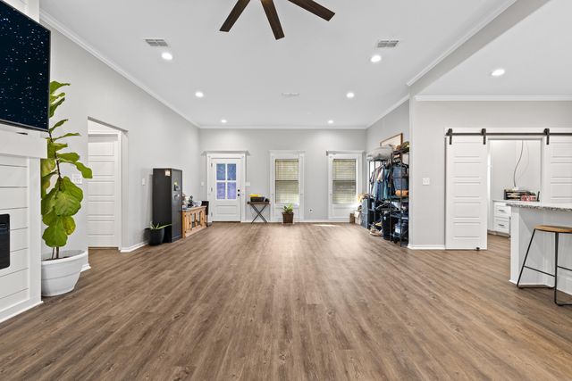 295 Lori Lane, Kilgore, TX 75662