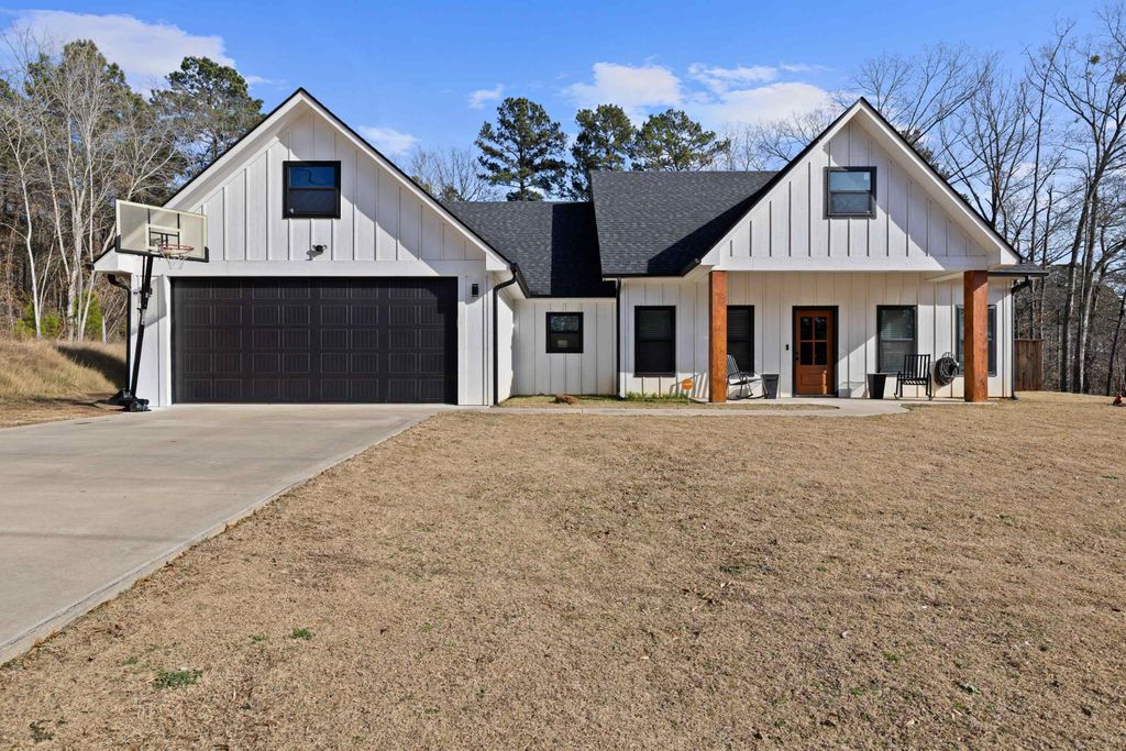 295 Lori Lane, Kilgore, TX 75662