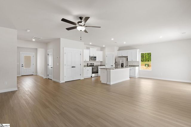 1478 Pitch Pine Place, Moore, SC 29369