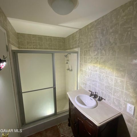 43236 20th Street, Lancaster, CA 93534