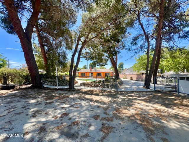 43236 20th Street, Lancaster, CA 93534