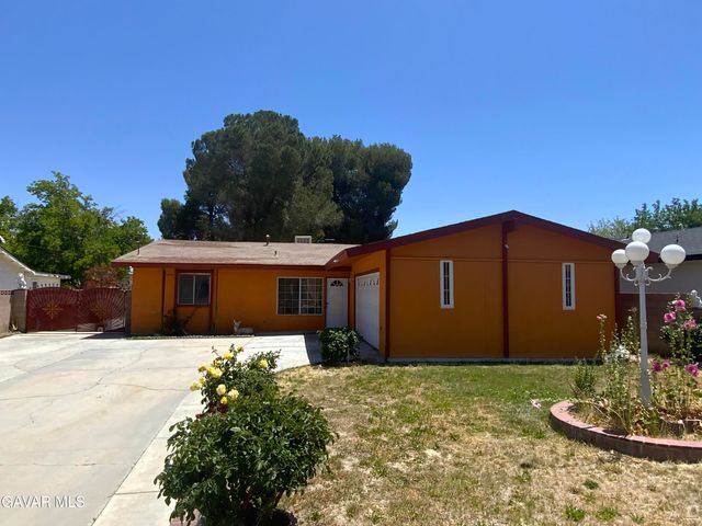 43236 20th Street, Lancaster, CA 93534