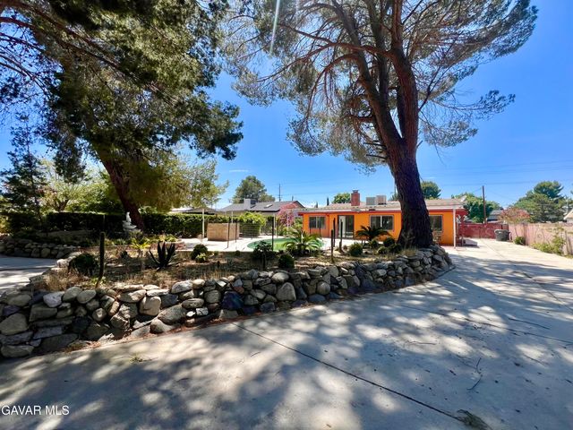 43236 20th Street, Lancaster, CA 93534