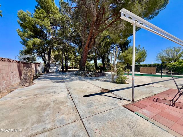 43236 20th Street, Lancaster, CA 93534