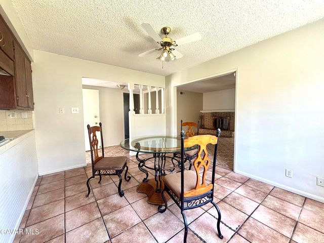 43236 20th Street, Lancaster, CA 93534