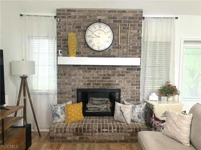 1090 Woods DR, Labelle, FL 33935