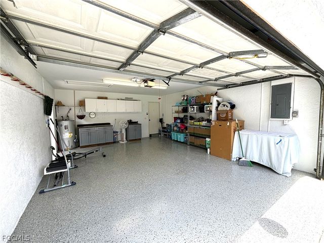 1090 Woods DR, Labelle, FL 33935