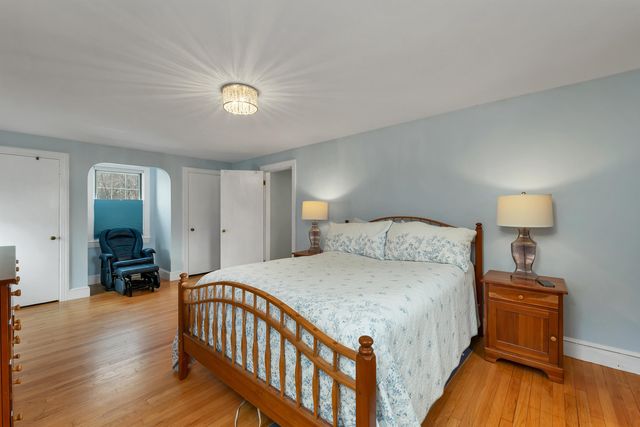 120 Peak Street, Manchester, NH 03104