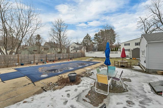 120 Peak Street, Manchester, NH 03104