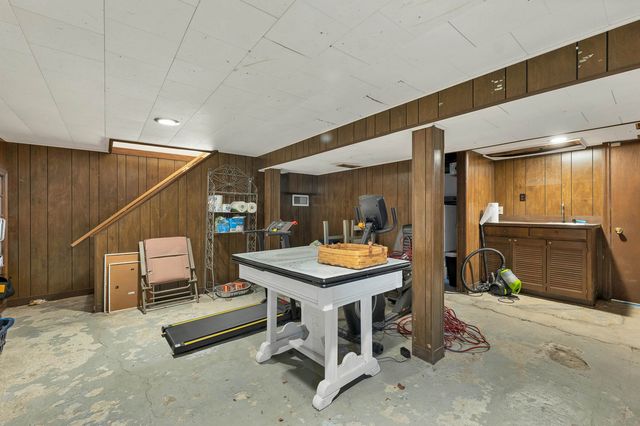 120 Peak Street, Manchester, NH 03104