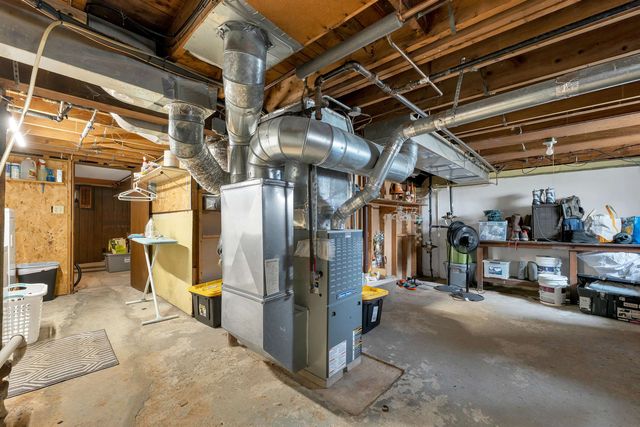 120 Peak Street, Manchester, NH 03104