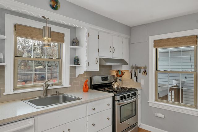 120 Peak Street, Manchester, NH 03104