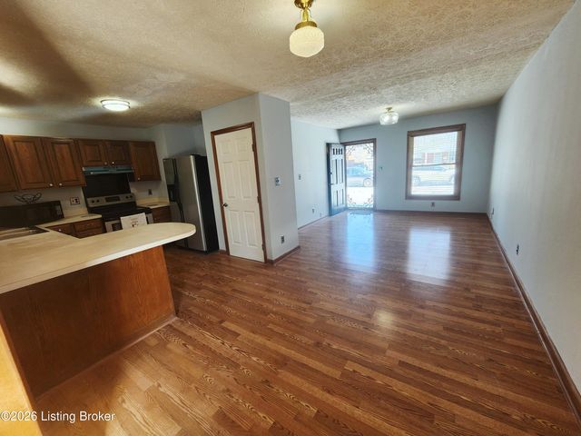 310 Kilmory Ave, Louisville, KY 40214