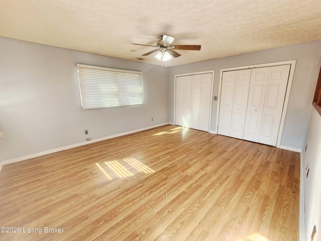 310 Kilmory Ave, Louisville, KY 40214