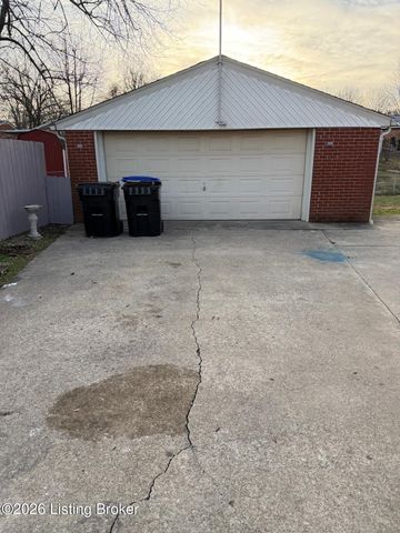 310 Kilmory Ave, Louisville, KY 40214