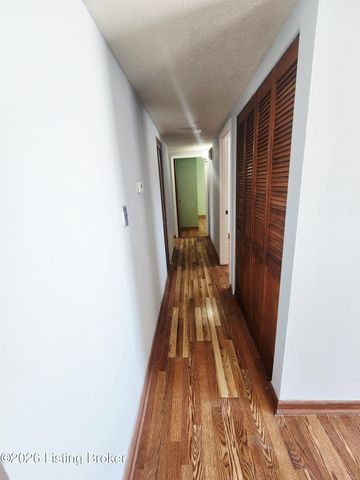 310 Kilmory Ave, Louisville, KY 40214