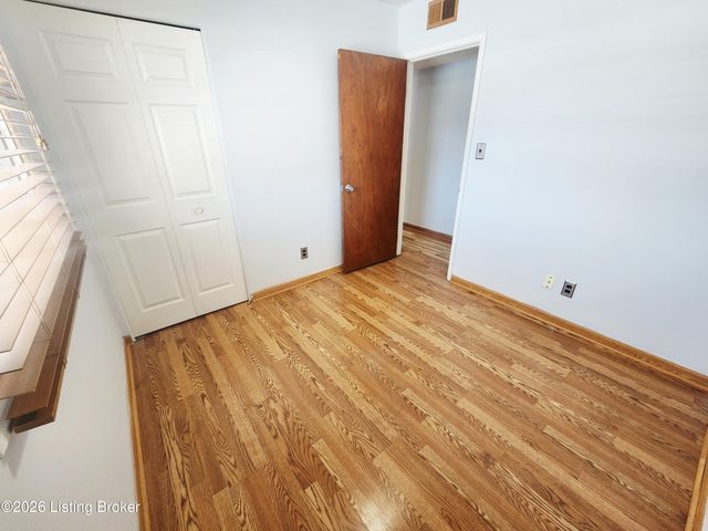 310 Kilmory Ave, Louisville, KY 40214