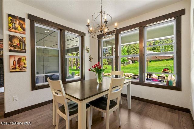 5055 W Whipsaw LN, Rathdrum, ID 83858