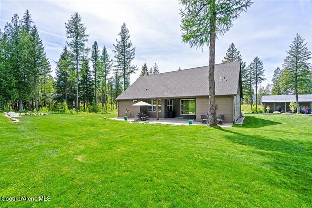 5055 W Whipsaw LN, Rathdrum, ID 83858