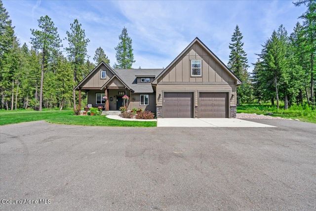 5055 W Whipsaw LN, Rathdrum, ID 83858