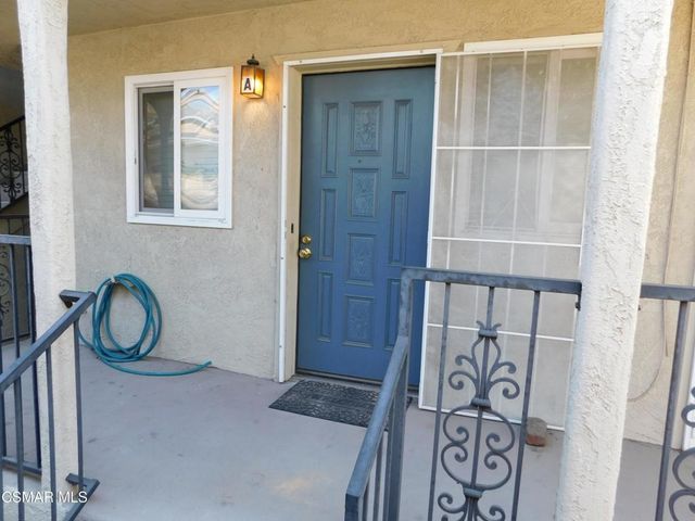 6213 Whitsett Avenue, North Hollywood, CA 91606
