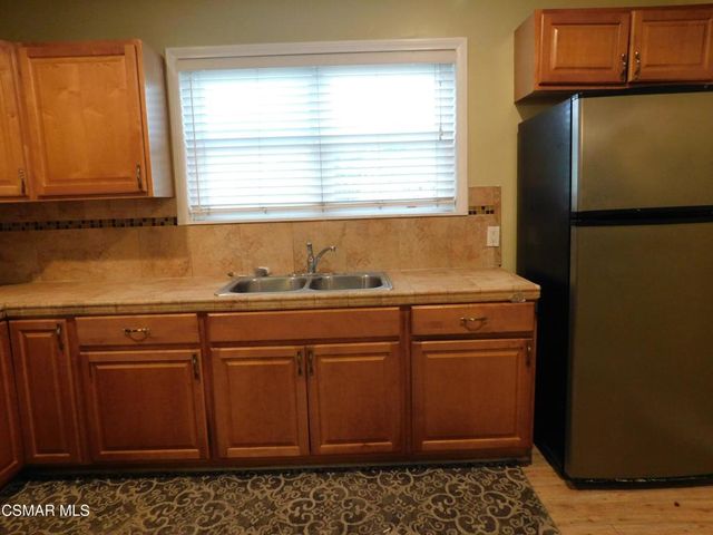 6213 Whitsett Avenue, North Hollywood, CA 91606