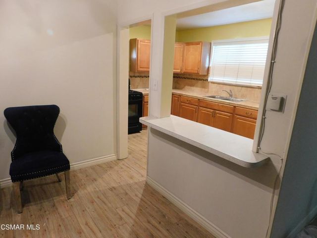 6213 Whitsett Avenue, North Hollywood, CA 91606