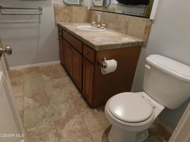 6213 Whitsett Avenue, North Hollywood, CA 91606