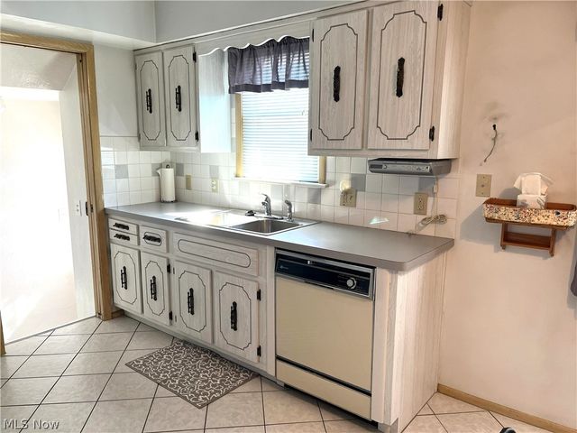 12416 Eastwood Boulevard, Garfield Heights, OH 44125