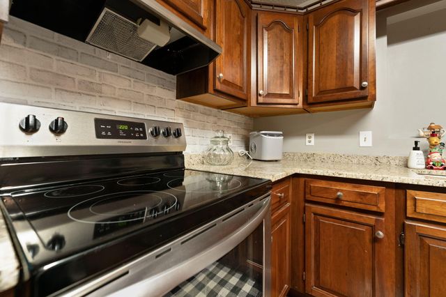 1080 Parkers Mill Road, Somerset, KY 42501