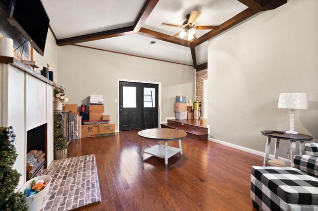 1080 Parkers Mill Road, Somerset, KY 42501