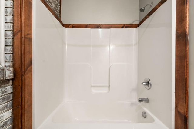 1080 Parkers Mill Road, Somerset, KY 42501