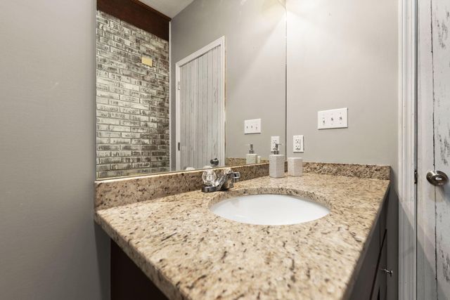 1080 Parkers Mill Road, Somerset, KY 42501