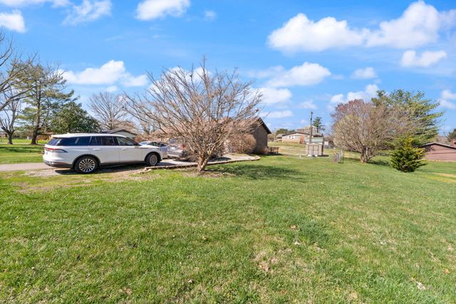 1080 Parkers Mill Road, Somerset, KY 42501