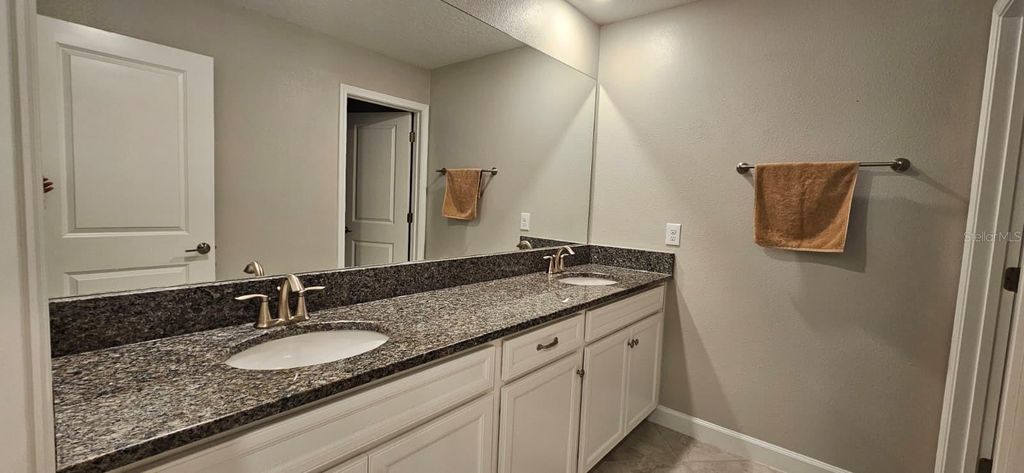 Image 29 of property listing at 6220 WINDSHIP COURT, Tampa, FL 33647