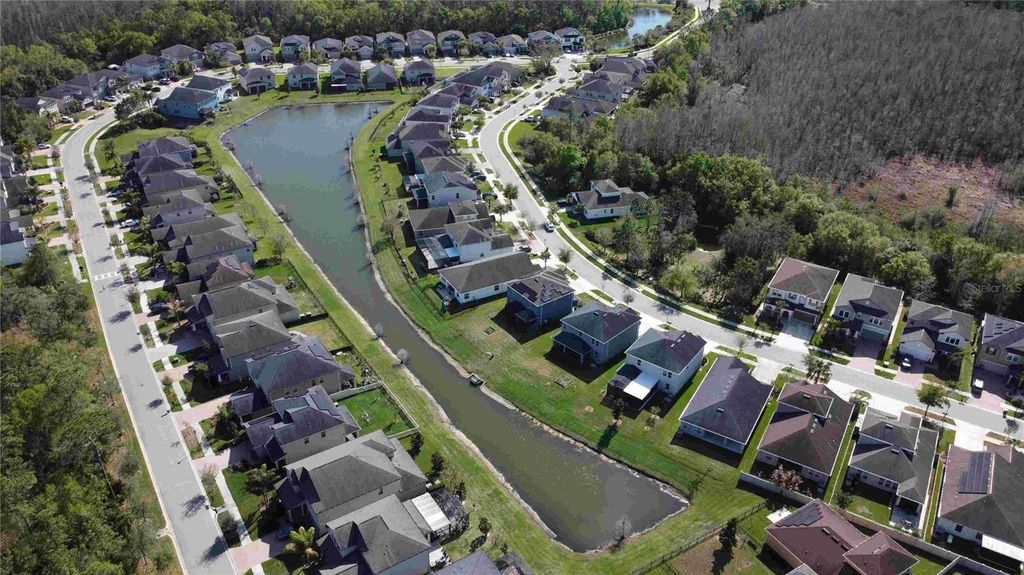 Image 34 of property listing at 6220 WINDSHIP COURT, Tampa, FL 33647