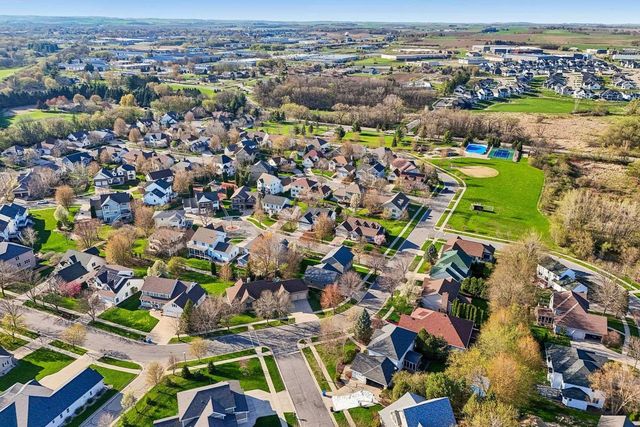 1606 Kohler Court, Waunakee, WI 53597
