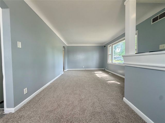 1012 30th Street SE, Cedar Rapids, IA 52403