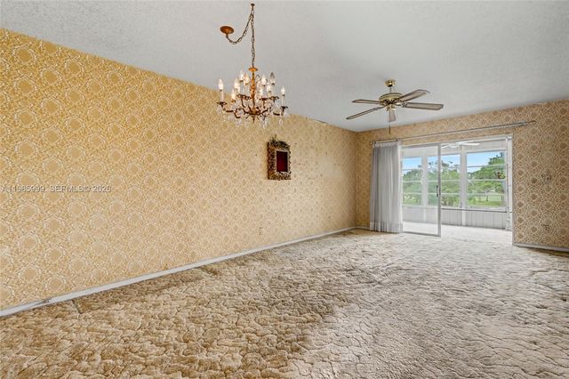1020 Country Club Drive 305, Margate, FL 33063