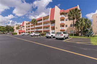1020 Country Club Drive 305, Margate, FL 33063