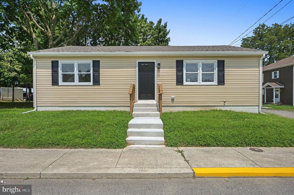 201 THOMAS ST, Frederica, DE 19946