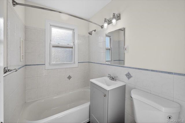 6 Glenda Drive, West Babylon, NY 11704